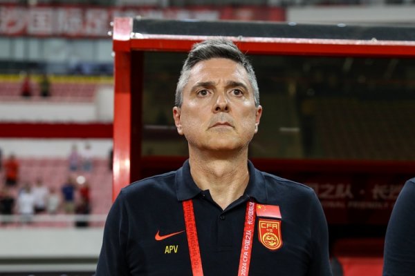 马德兴：U22国足大连准备比赛  又遇难题 安东尼奥发愁人员