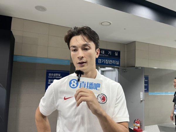 在现场|采访安永佳：日本亚洲最强也是世界劲旅 很开心进球