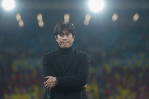 记者：战蔚山对徐正源意义不同，扳倒对手会给韩国古代足球   