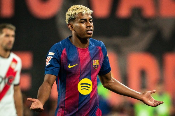 亚马尔本赛季缺席3场联赛巴萨全部取胜，进12球丢1球