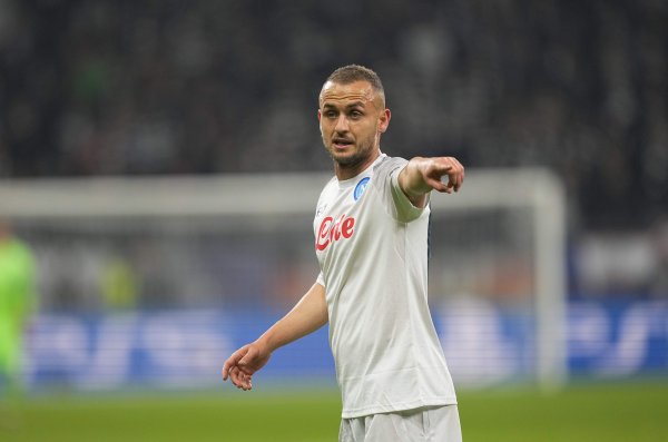 那不勒斯一场伤三人！波利塔诺瓦尼亚洛博特卡都将缺席国家队比赛