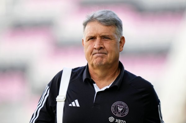 记者：洛杉矶FC有意邀请马蒂诺执教，他曾赢得常规赛+季后赛冠