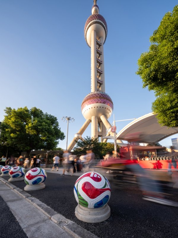 👀世界杯官方用球“三重浪”限时亮相上海