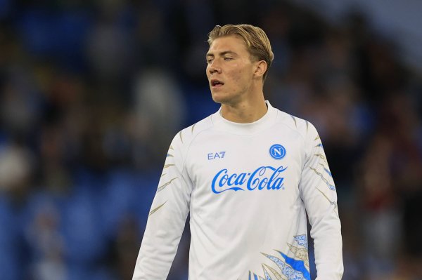 没你真不行😭霍伊伦伤缺2场，那不勒斯各赛事收获2连败