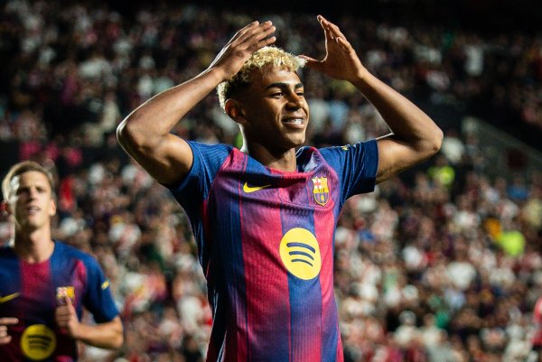 21世纪五大职业联赛  19岁前攻入17粒职业联赛  得分 