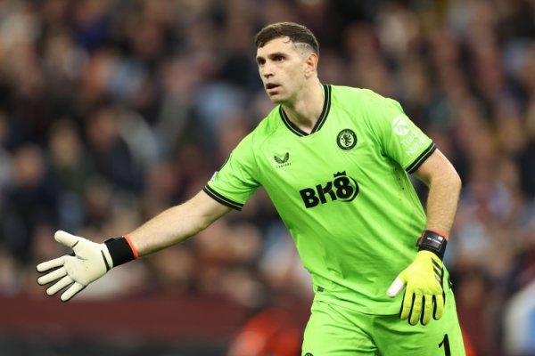 阿媒：斯卡洛尼想运动练习    新守门员，马丁内斯不会入选本