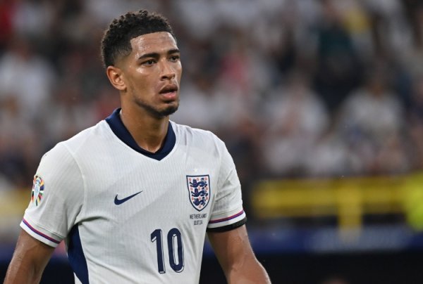 卡拉格：喜欢指导教练员不惯大牌球员，图赫尔就以强硬方式对待贝