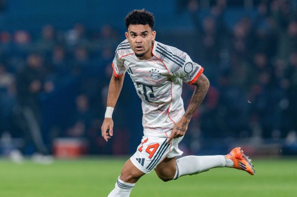 图片报：迪亚斯17场数据已超科曼上赛季总和，埃贝尔证明决策无